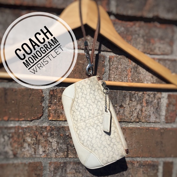 Coach Wristlet - Picture 3 of 7